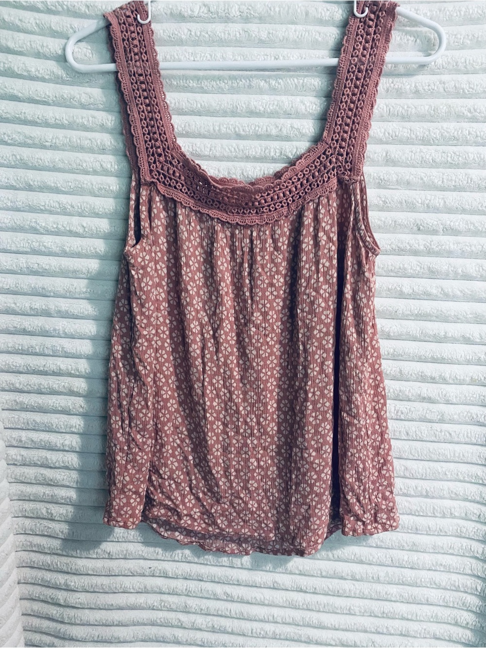 Market & Spruce Crochet-Trim Sleeveless Tank - Dusty Rose Print